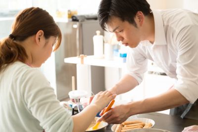 �������i